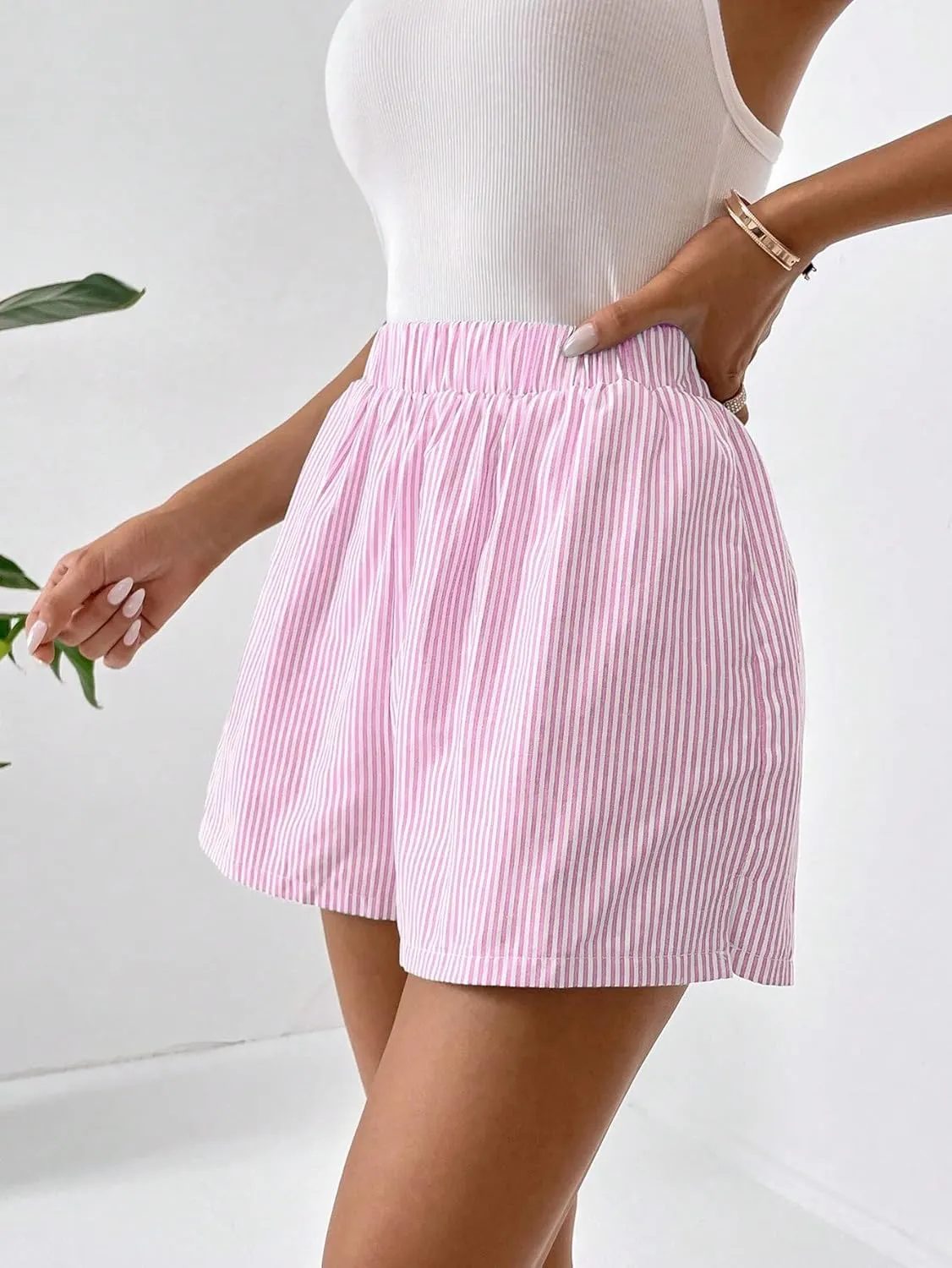 Floerns Women's Striped Print Elastic High Waist Wide Leg Casual Shorts