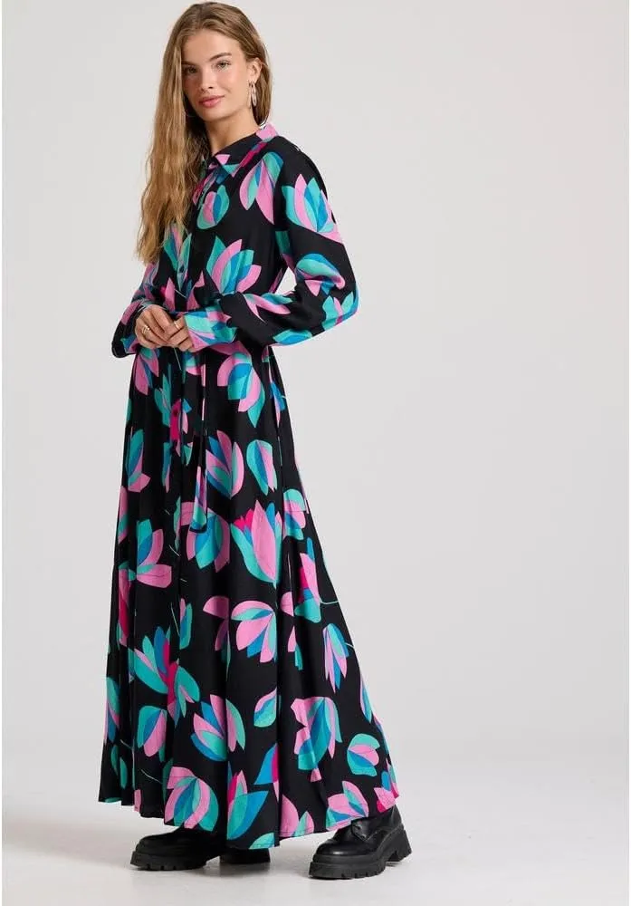 FUNKY BUDDHA Women's Camisole Maxi Dress with All-Over Print, Regular Fit, Classic Collar and Puffed Sleeves