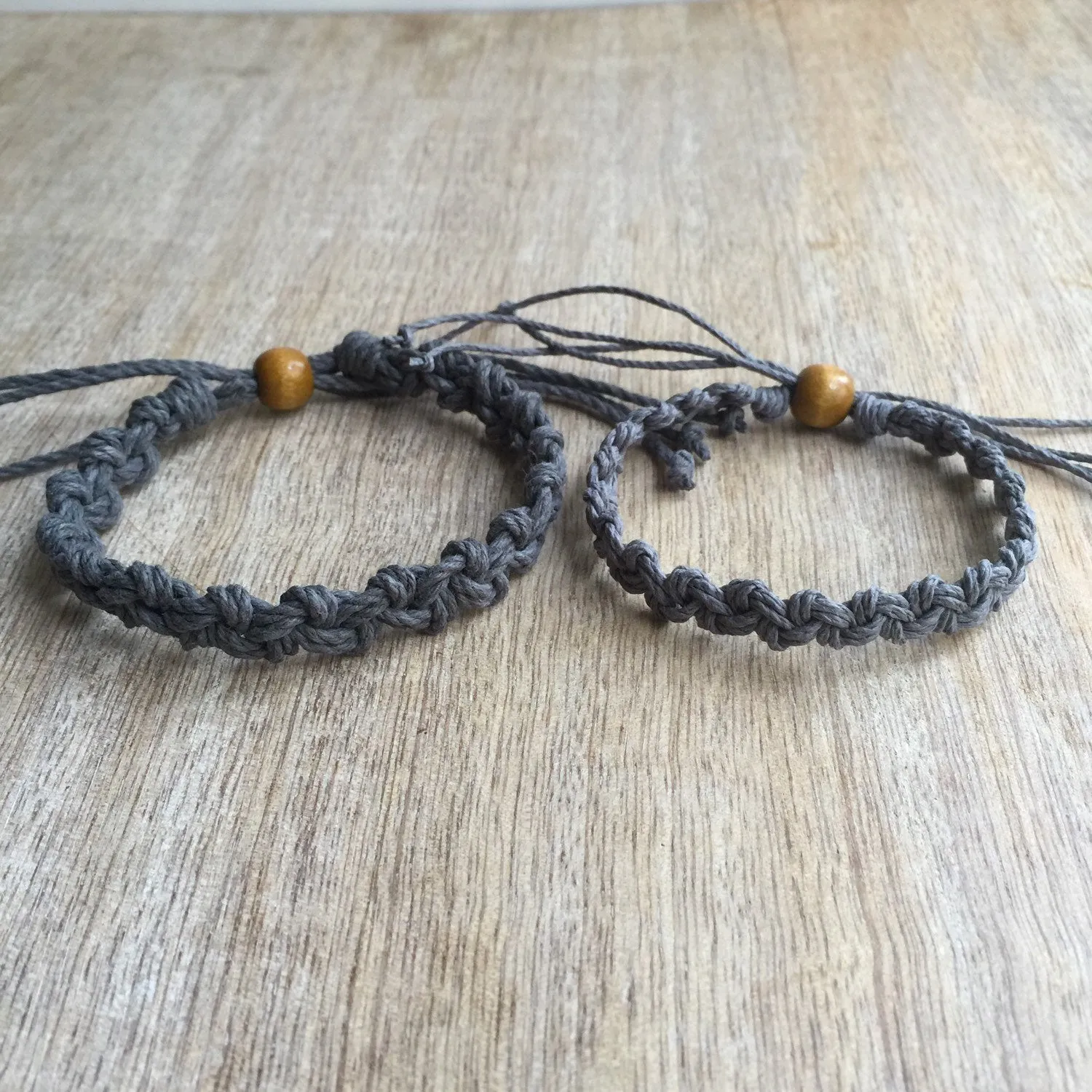 Shell Key Couples Gray Hemp Anklets